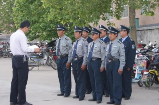 襄陽保安公司員工日常！?。?>
                                </a>
                            </div>
                            <div   id=